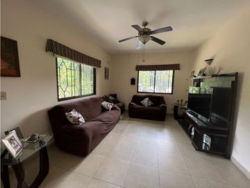 VENTA DE CASA EN ANCÓN
