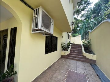 VENTA DE CASA EN ANCÓN