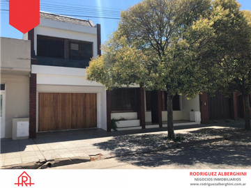 CASA EN LA CIUDAD DE BALCARCE (Calle 13 e/26 y 28)