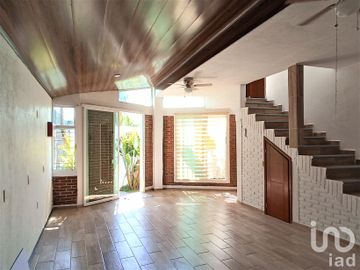 Casa en Venta en Acatlipa, en Temixco Morelos
