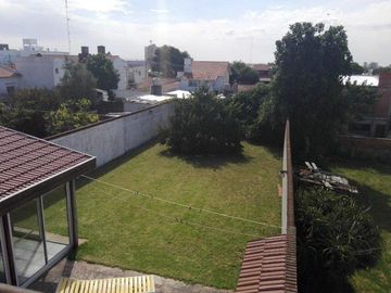 Venta Chalet 6 Ambientes Garage Patio