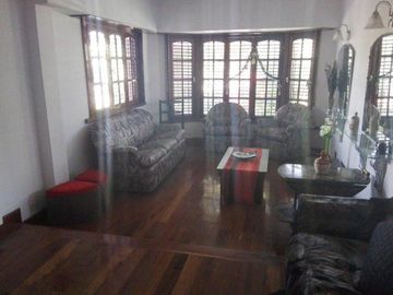 Venta Chalet 6 Ambientes Garage Patio