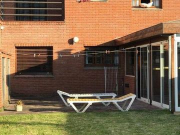 Venta Chalet 6 Ambientes Garage Patio