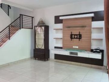 Rumah 2lt luas 7x18 126m2 type 4KT Perumahan Permata Puri Media Jakarta Barat