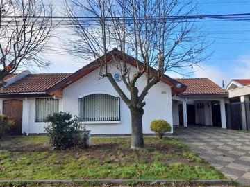 Casa en venta Villa Emmanuel, Chillán.