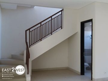 Dijual/Disewakan Rumah Cluster Ilustria Eminent BSD City Tangerang Bagus Murah