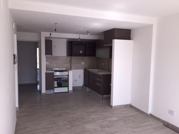 OPORTUNIDAD 1 Y 2 AMB A ESTRENAR