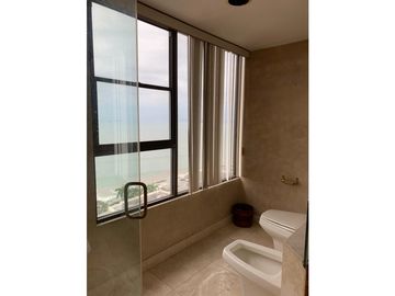 APARTAMENTO DE LUJO EN VENTA O ALQUILER EN PH MARESIAS PAITILLA