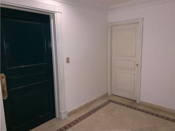 APARTAMENTO DE LUJO EN VENTA O ALQUILER EN PH MARESIAS PAITILLA