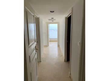 APARTAMENTO DE LUJO EN VENTA O ALQUILER EN PH MARESIAS PAITILLA