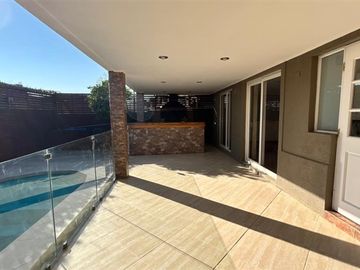 Casa en venta de 3D. Santa María del Peñon, Puente Alto