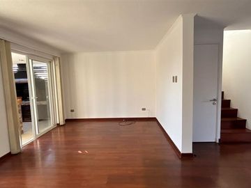 Casa en venta de 3D. Santa María del Peñon, Puente Alto