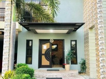Fully Furnished Corner House for RENT or SALE with4 Bedrooms in Cutcut Angeles City