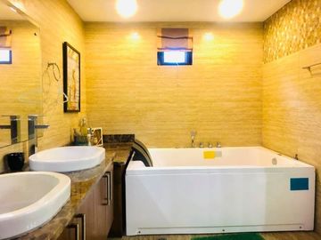 Fully Furnished Corner House for RENT or SALE with4 Bedrooms in Cutcut Angeles City