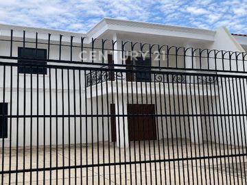 RUMAH 2 LANTAI + BASEMENT DI JAMBORE HARJA MUKTI SHM 4+1 KT