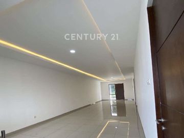 RUMAH 2 LANTAI + BASEMENT DI JAMBORE HARJA MUKTI SHM 4+1 KT