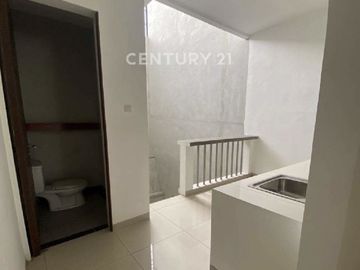 RUMAH 2 LANTAI + BASEMENT DI JAMBORE HARJA MUKTI SHM 4+1 KT