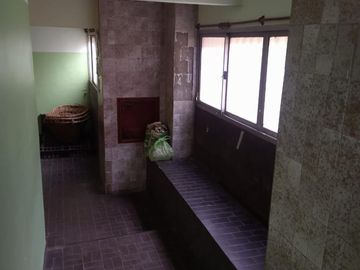 OPORTUNIDAD. VENDE: DEPOSITO, LOCAL, GARAJE, OFICINAS. EN PATERNAL- CAPITAL FEDERAL