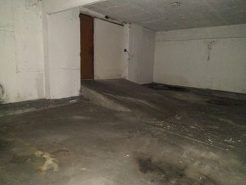 OPORTUNIDAD. VENDE: DEPOSITO, LOCAL, GARAJE, OFICINAS. EN PATERNAL- CAPITAL FEDERAL