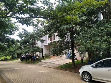 DIJUAL RUMAH SIAP HUNI 2 LANTAI DI THE GREEN BSD