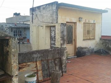 Casa PH en venta en Moron Centro