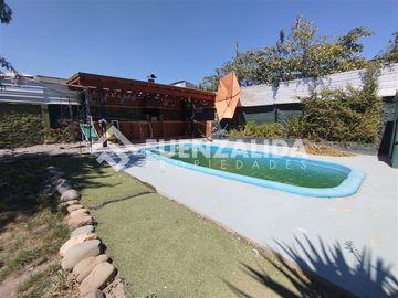 Casa en venta 4D. 3B. Piscina. en La Florida
