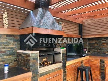Casa en venta 4D. 3B. Piscina. en La Florida