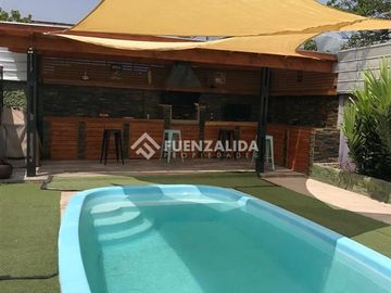 Casa en venta 4D. 3B. Piscina. en La Florida