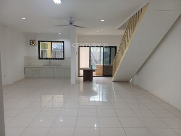 Dijual Perumahan Taman Baverly Lippo Cikarang Jln Palm Hijau