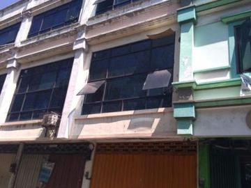 Ruko rungkut megah raya Pln 6600w+6600w Hadap utara