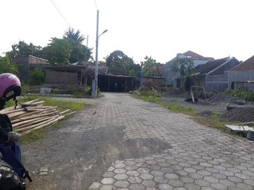 RUMAH MEWAH 2 LANTAI DI KOTAGEDE FULL FURNISH