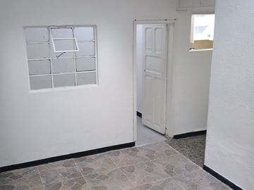 bodega en arriendo en ingles. Cod A6684302
