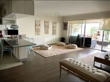 Departamento en Venta en Teniente Merino670/ Lindero
