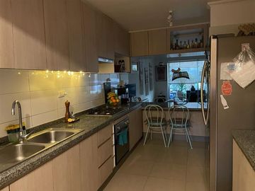 Departamento en Venta en Teniente Merino670/ Lindero