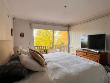 Se Vende Casa para remodelar, 5 dormitorios, Las Condes.