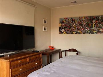 Se Vende Casa para remodelar, 5 dormitorios, Las Condes.