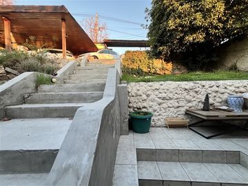 Se Vende Casa para remodelar, 5 dormitorios, Las Condes.
