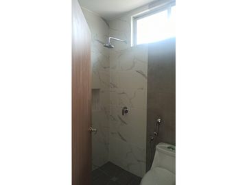 VENDO CASA EN EL CONDADO DE VICOLINCI