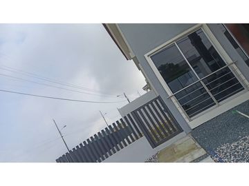 VENDO CASA EN EL CONDADO DE VICOLINCI