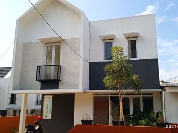 Rumah mewah cantik nuansa villa sejuk asri di Kodya dkt BORMA CIKUTRA