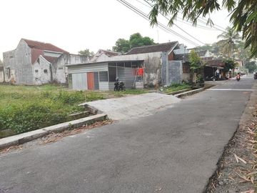 Mepet Perumahan, Tanah Dekat UII Jalan Kaliurang Jogja: Akses Aspal