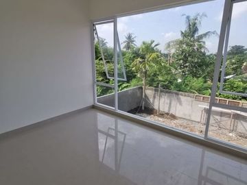 Dijual Rumah Mewah Strategis Dekat Kampus UMY