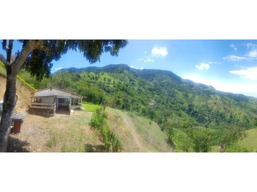 Venta Finca en Pastos, San Pacho - Valle del Cauca