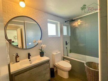 Casa en venta de 4D/3B en Laguna del Sol - Padre Hurtado