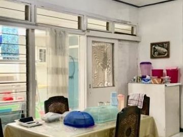 Rumah Rungkut Asri dekat Kampus UPN,MERR