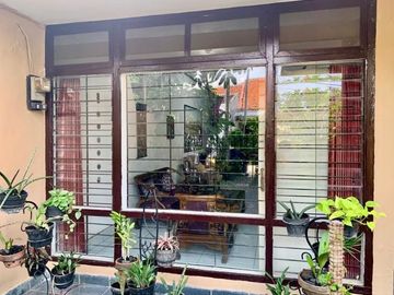 Rumah Rungkut Asri dekat Kampus UPN,MERR