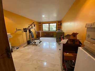 Impactante Residencia Estilo Colonial Mexicano en Hacienda de Vallescondido