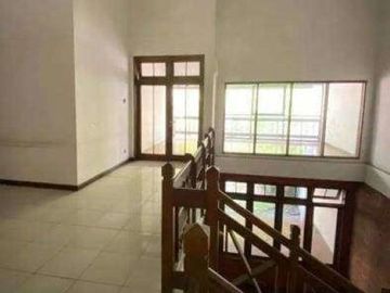 Rumah Disewakan Manyar Jaya Surabaya KT