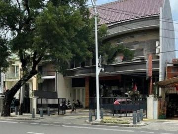 DIJUAL RUMAH / RUANG USAHA STRATEGIS at Jl SENOPATI RAYA, SCBD JAKSEL