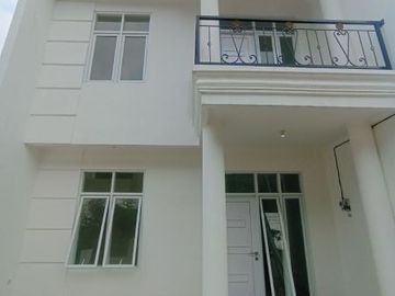 Rumah dijual murah cantik mewah elite di Cinunuk cibiru dkt Griya